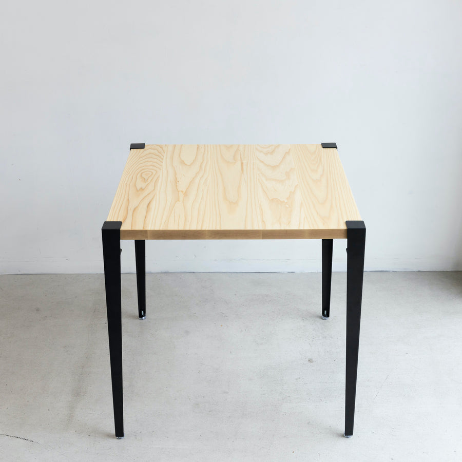 CAFE TABLE  / Ash × 4LEGS